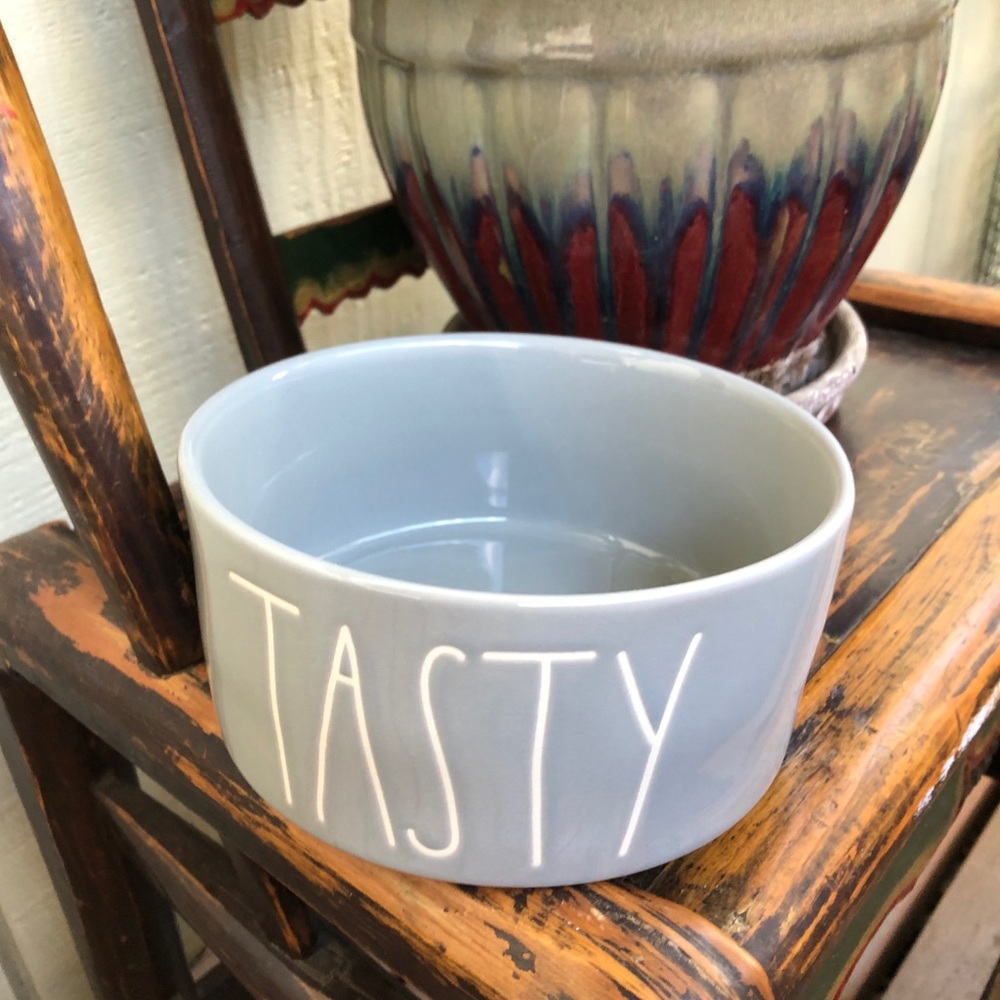 Rae Dunn Tasty Dog bowl